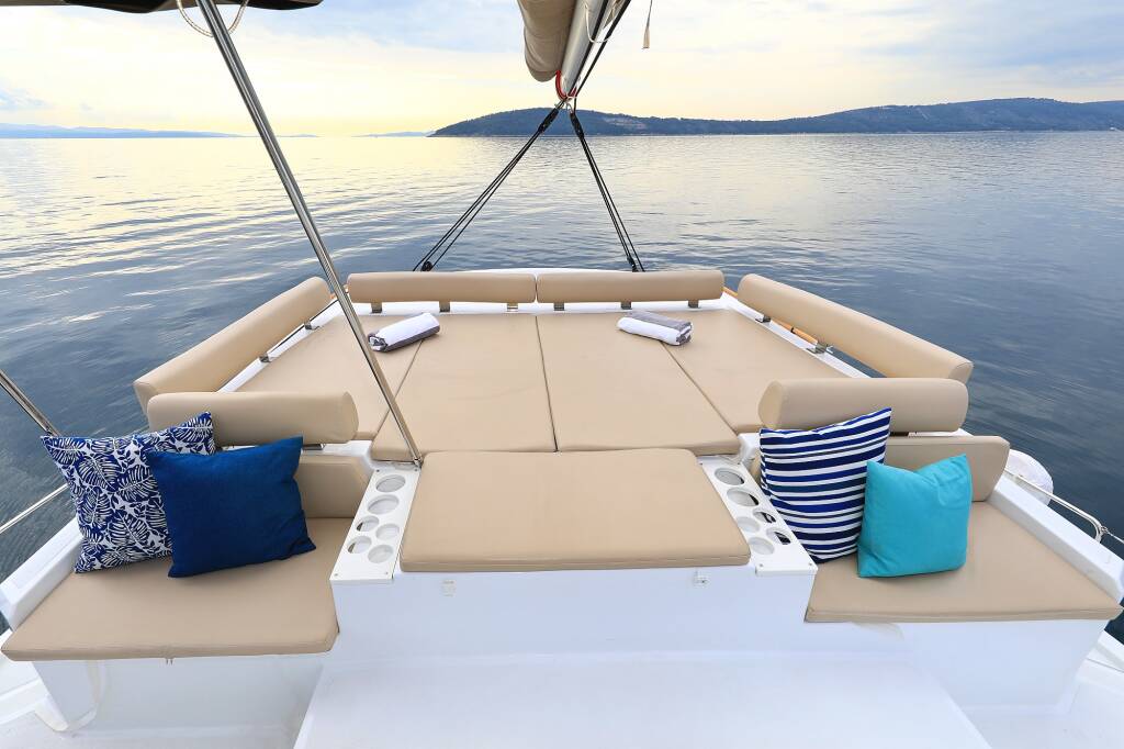 Catamaran Bali Catspace Salty Dragon