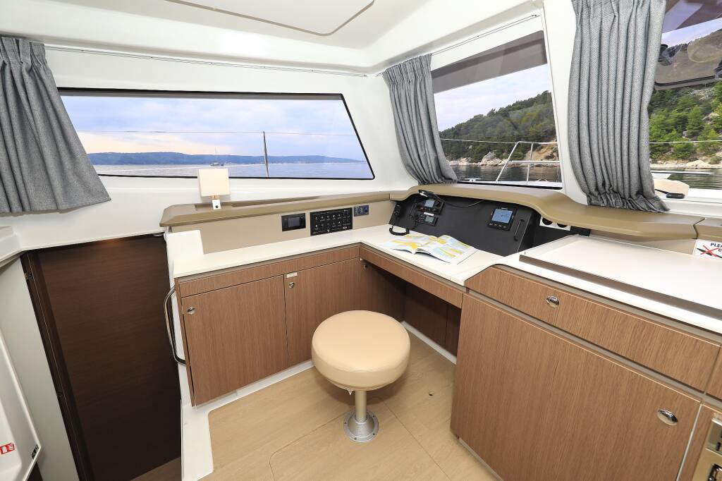 Catamaran Bali Catspace Salty Dragon