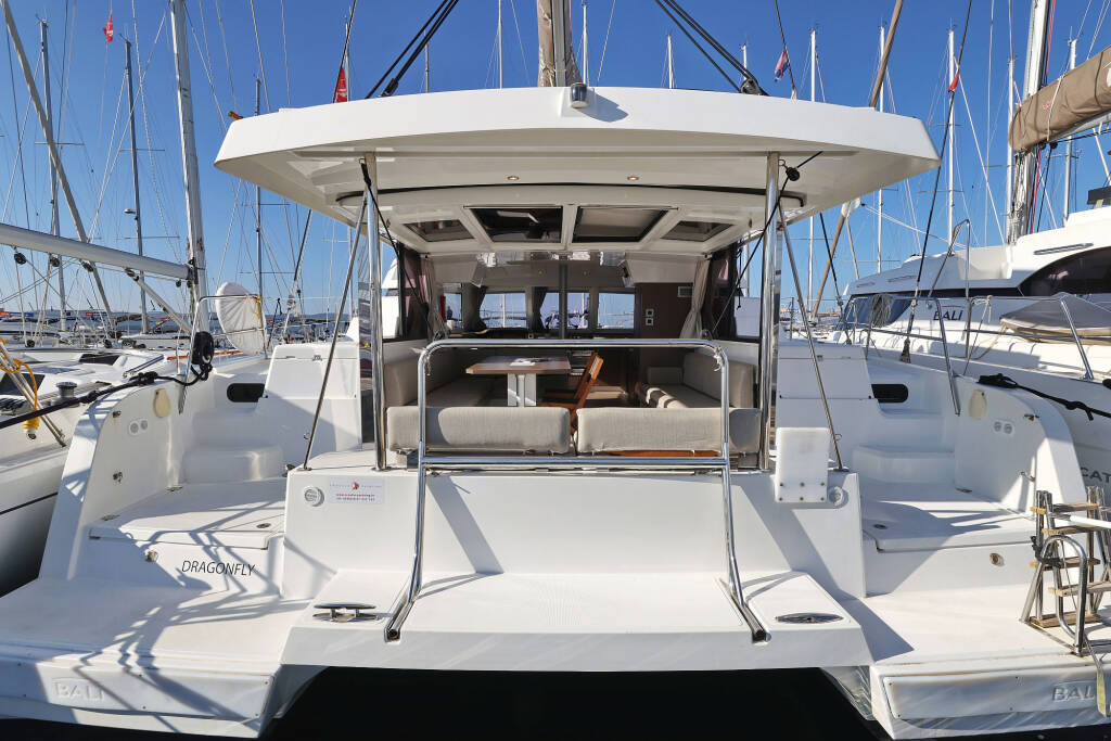 Catamaran Bali Catspace Dragonfly