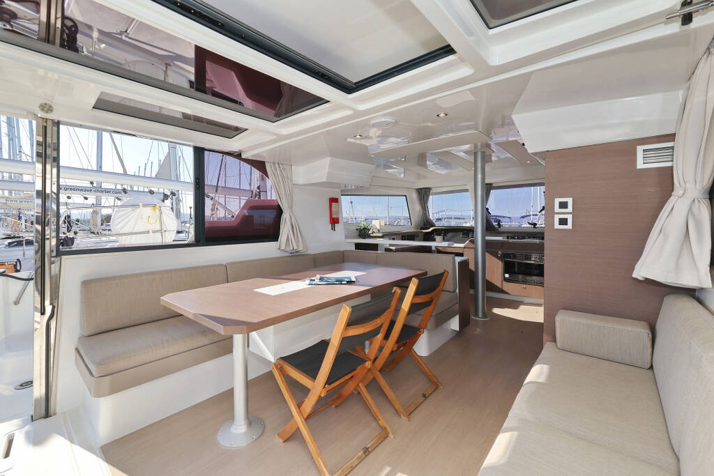 Catamaran Bali Catspace Dragonfly