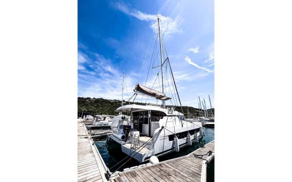 Bali Catspace Amon-re Marina Kremik, Primosten