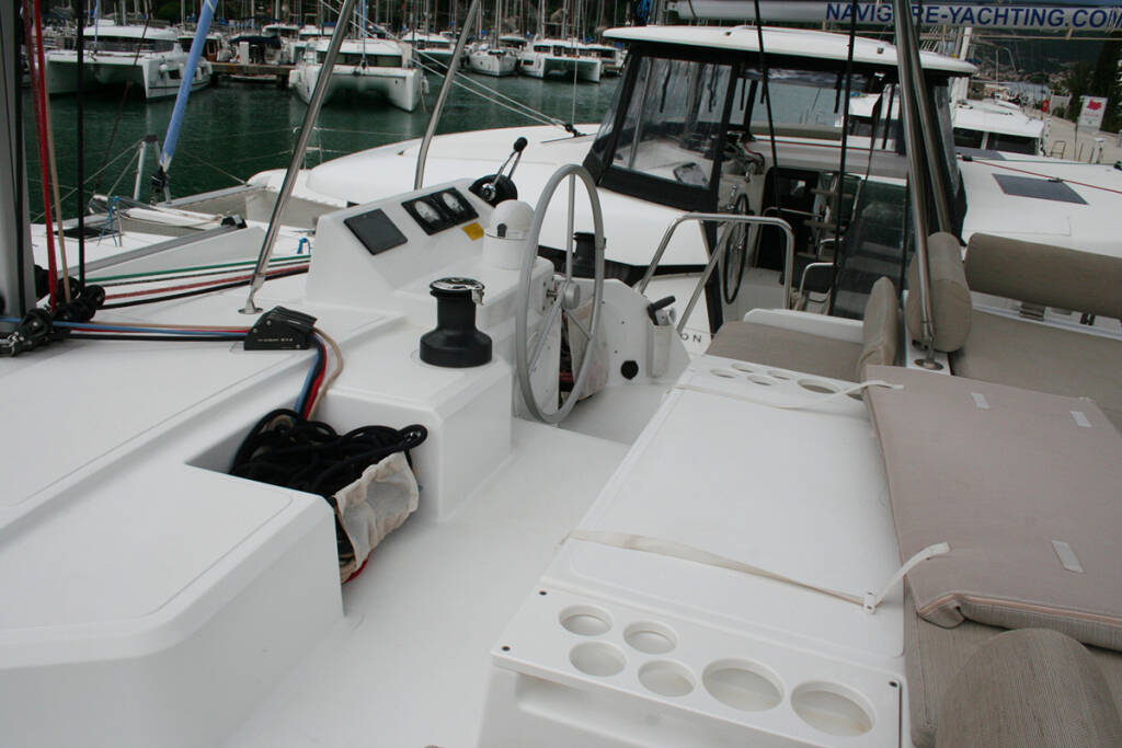Catamaran Bali Catspace Ghost