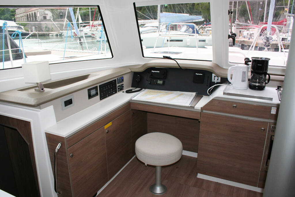 Catamaran Bali Catspace Ghost