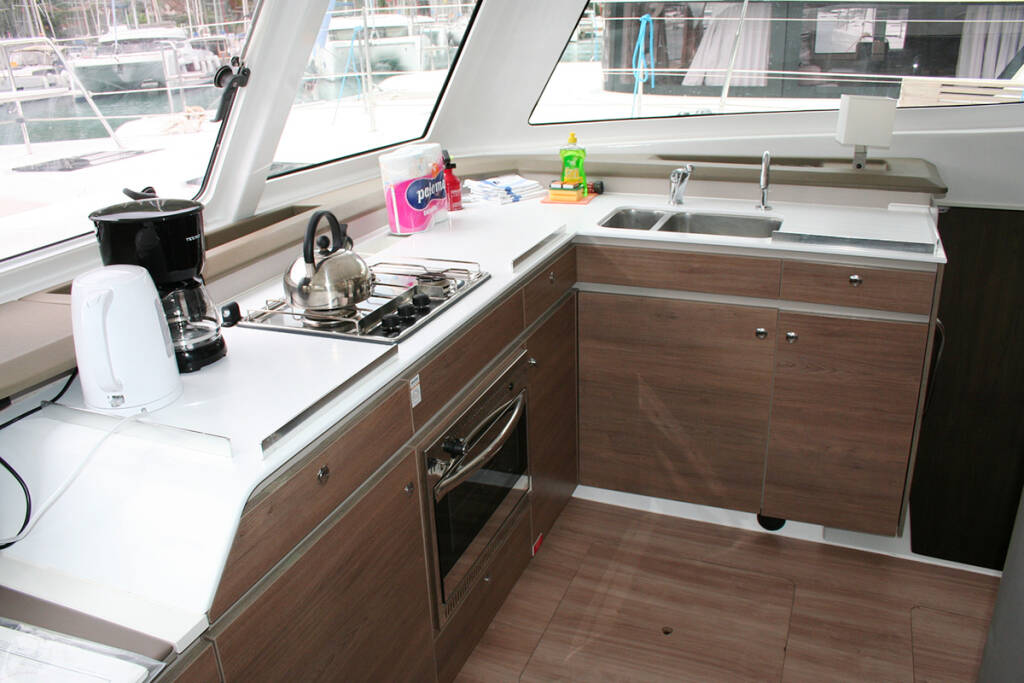 Catamaran Bali Catspace Ghost