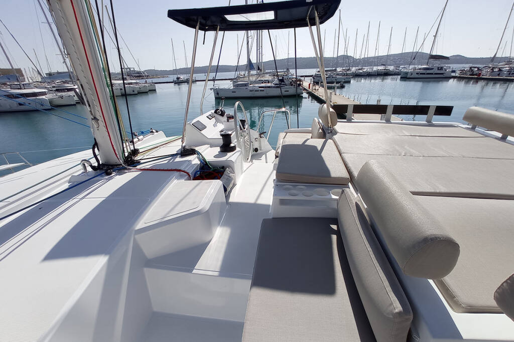 Catamaran Bali Catspace Sailin