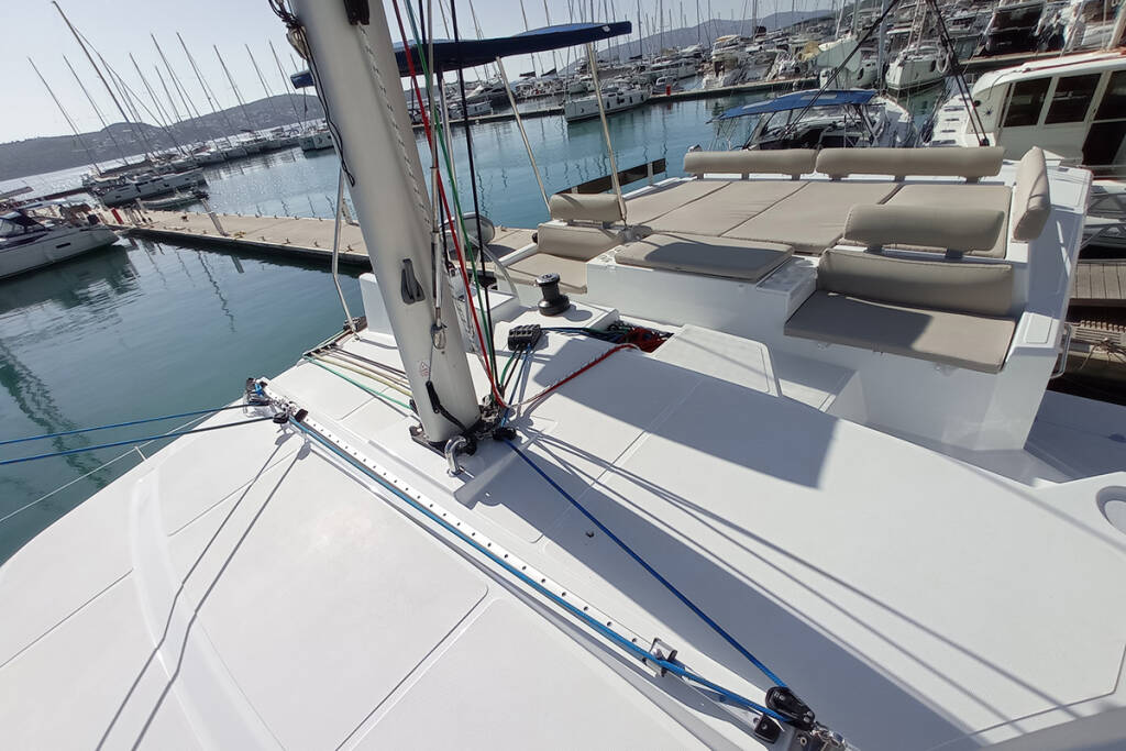 Catamaran Bali Catspace Sailin
