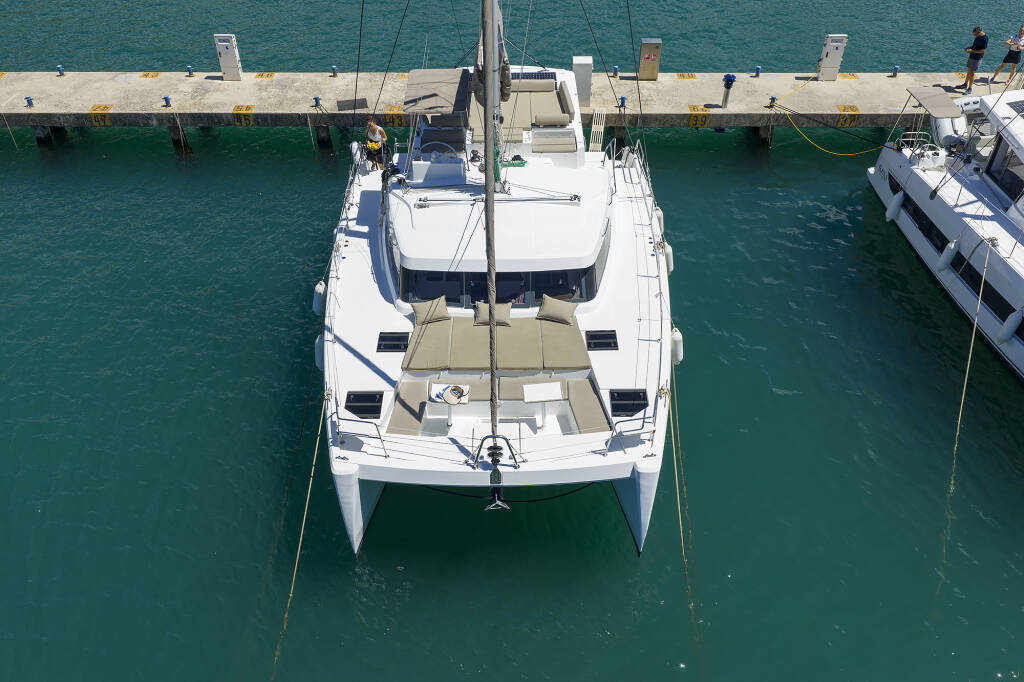 Katamaran Bali Catspace 