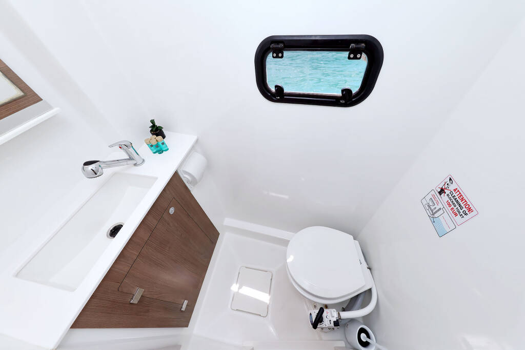 Katamaran Bali Catspace 