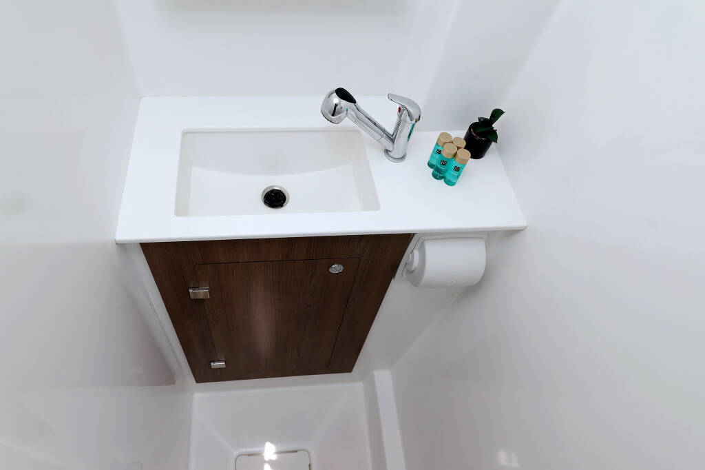 Katamaran Bali Catspace 