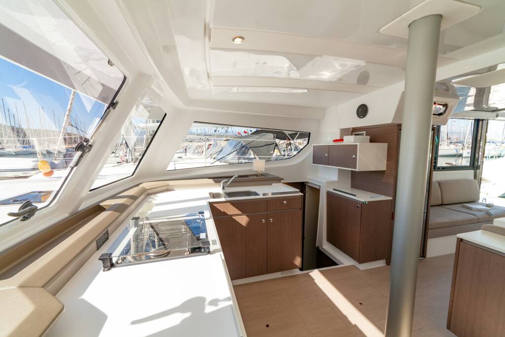Katamaran Bali Catspace Sail Solaris