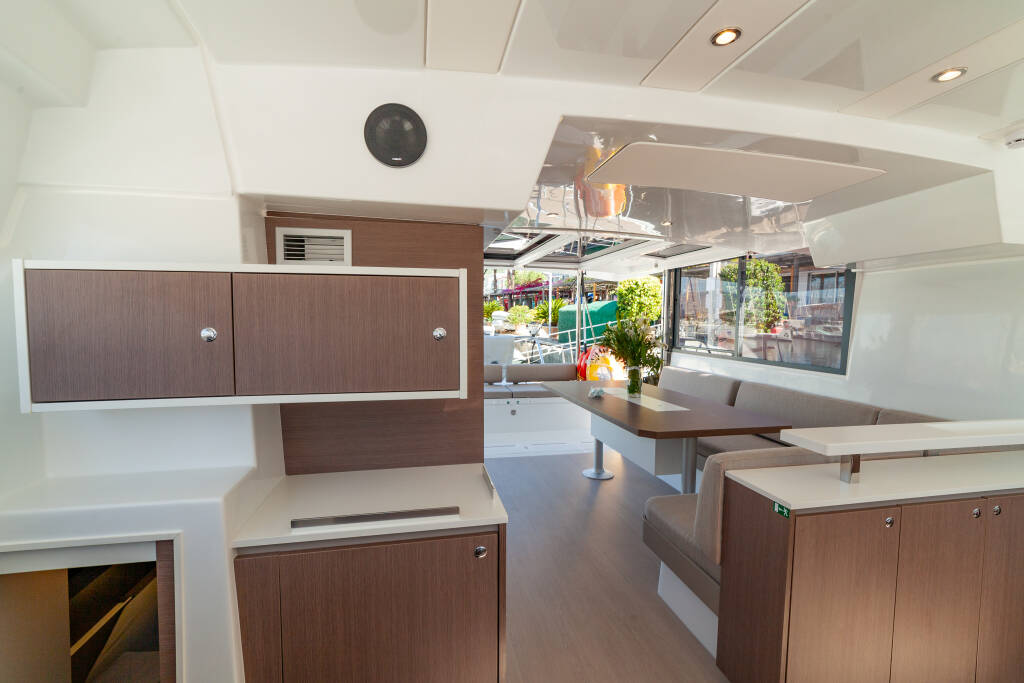 Katamaran Bali Catspace Sail Solaris