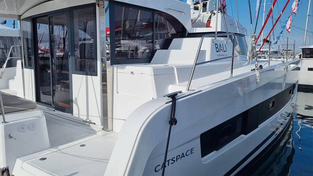 Catamaran Bali Catspace Sunrise