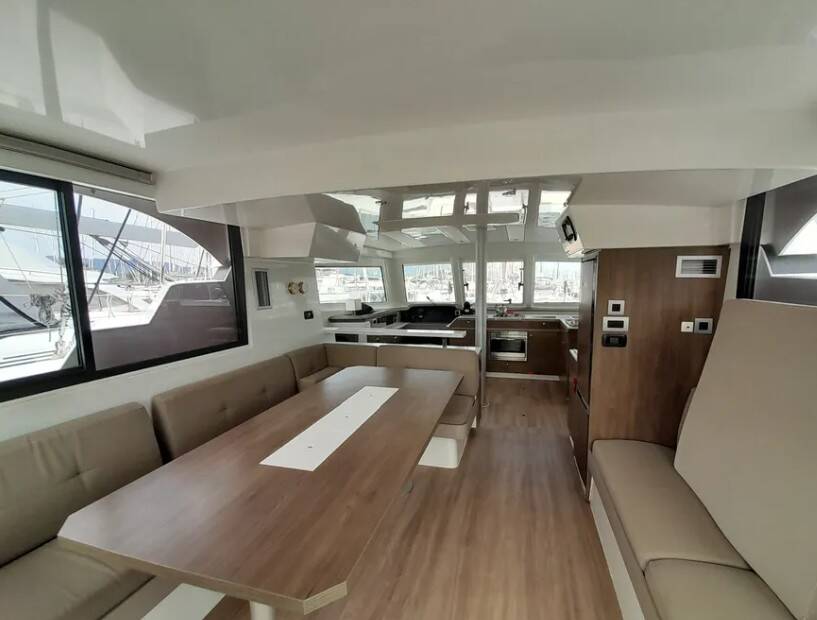 Katamaran Bali Catspace Hermes