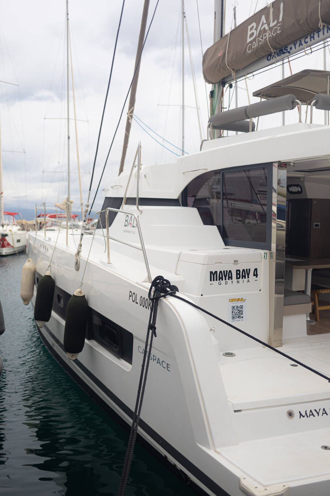 Catamaran Bali Catspace Maya Bay 4