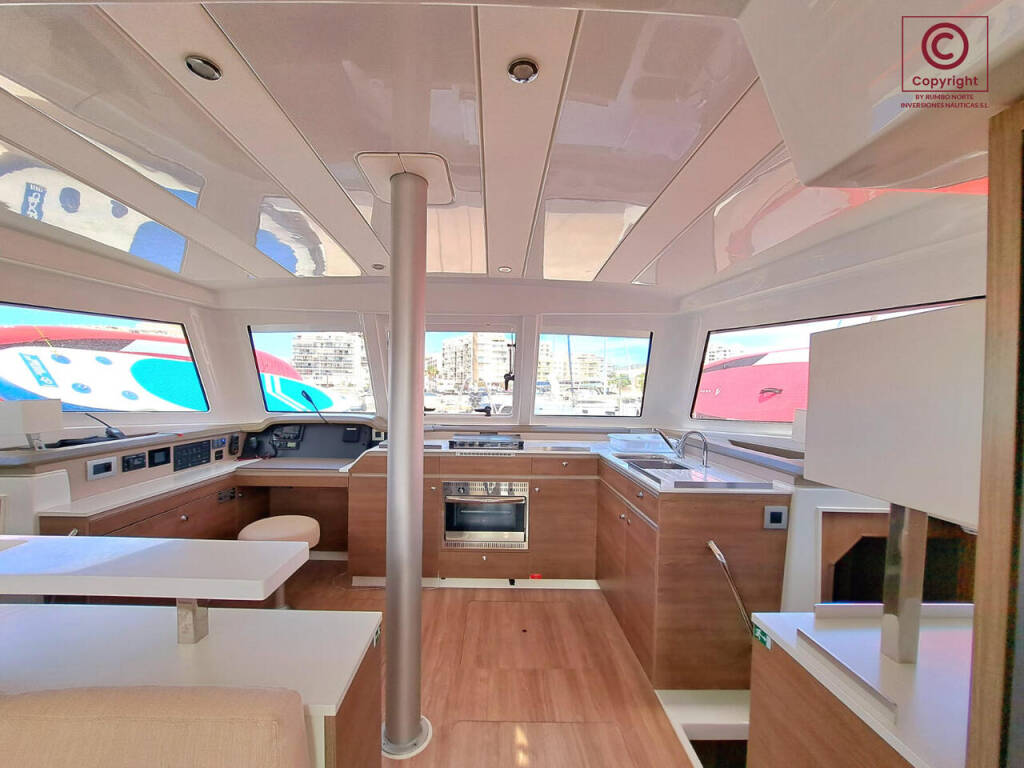 Catamaran Bali Catspace Turandot