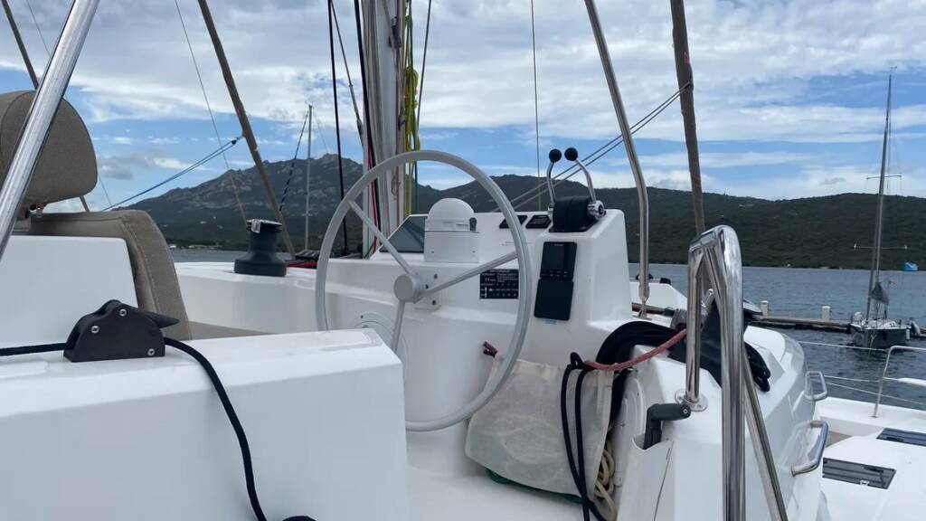Catamaran Bali Catspace Tursiops
