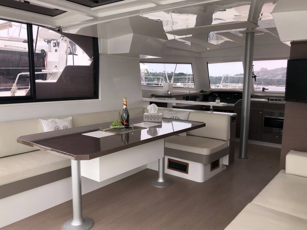 Catamaran Bali Catspace Hagrid