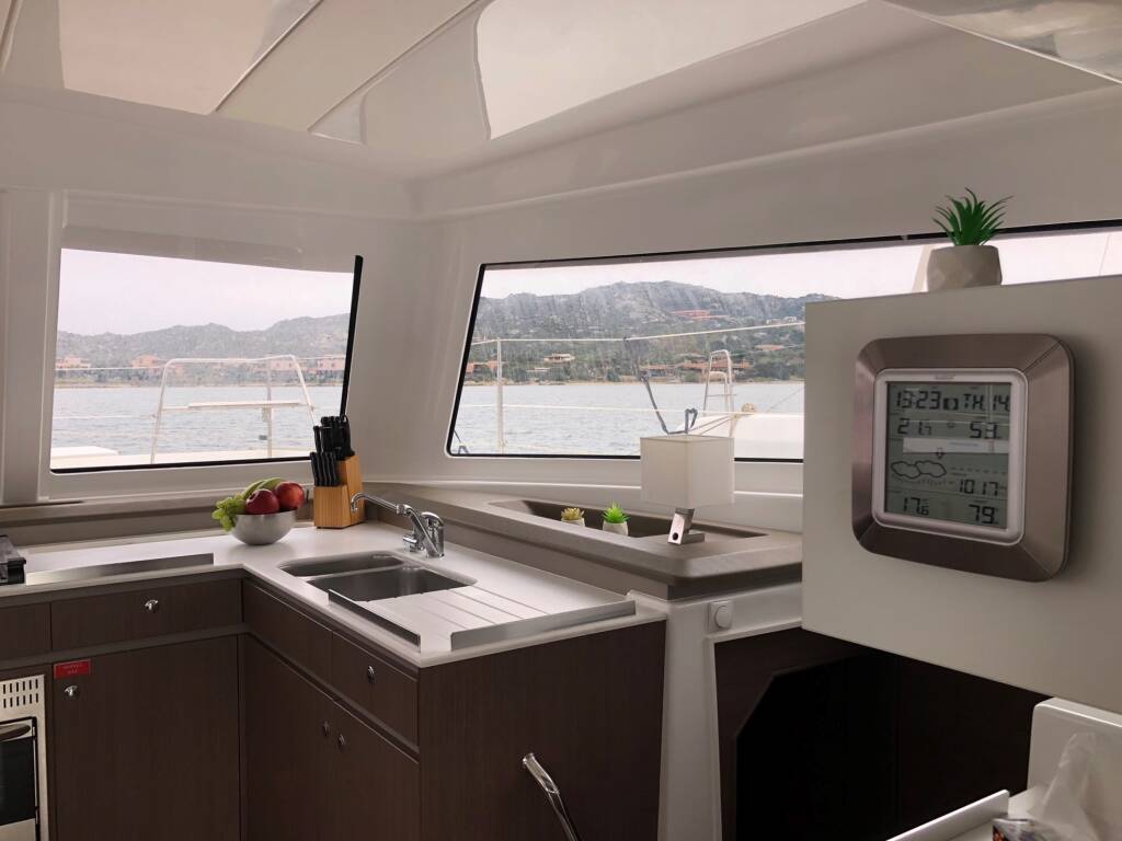 Catamaran Bali Catspace Hagrid