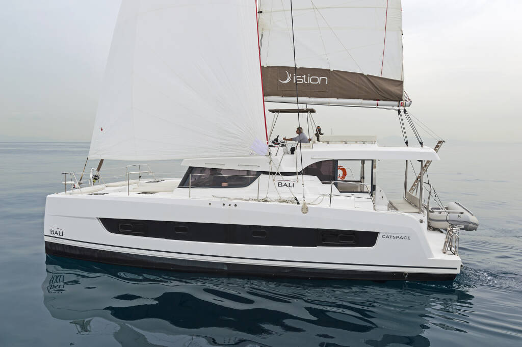 Catamaran Bali Catspace Waterlily