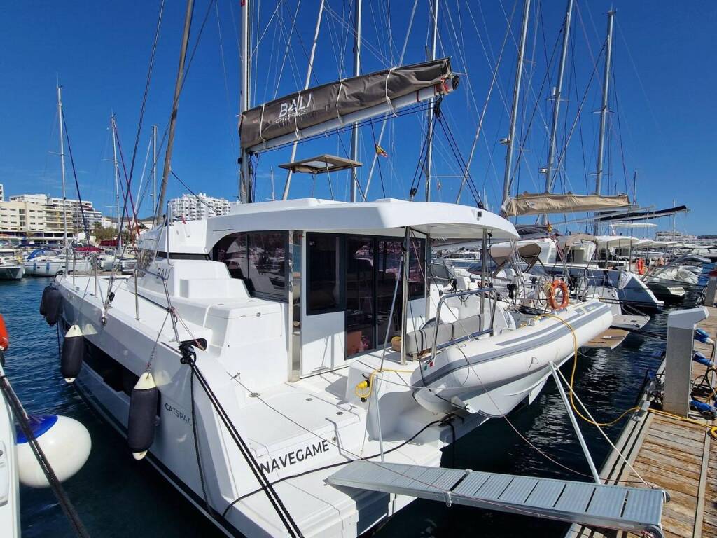 Catamaran Bali Catspace navégame