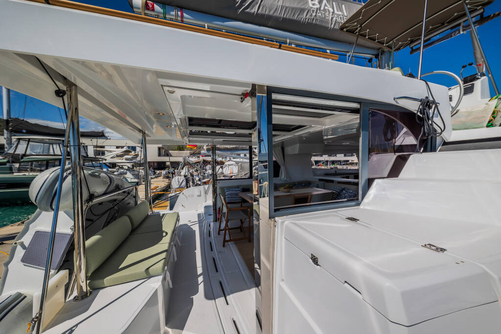 Catamaran Bali Catspace Eternity Now