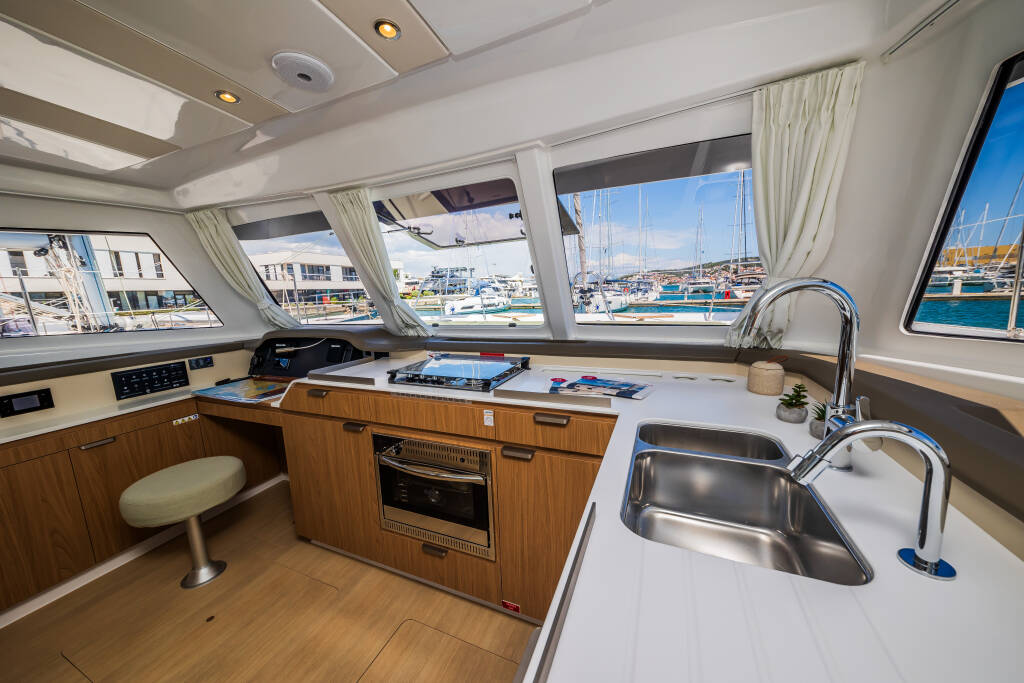 Catamaran Bali Catspace Eternity Now