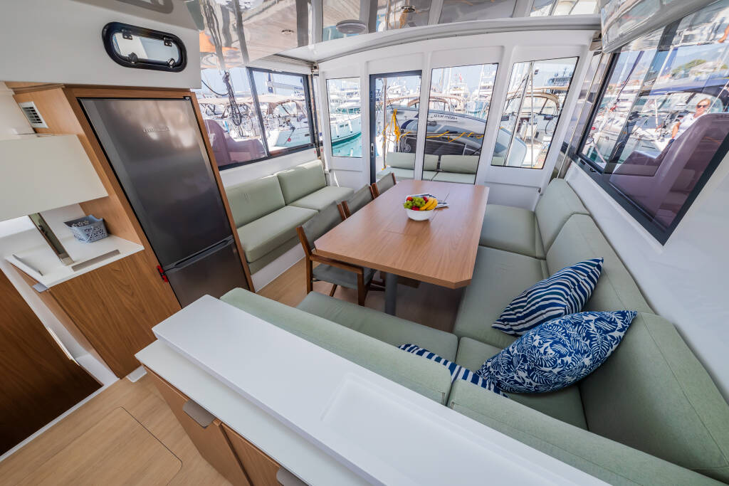 Catamaran Bali Catspace Happy Sailor