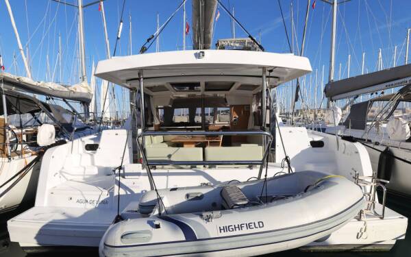 Bali Catspace Agua De Luna Trogir, Yachtclub Seget (Marina Baotić)