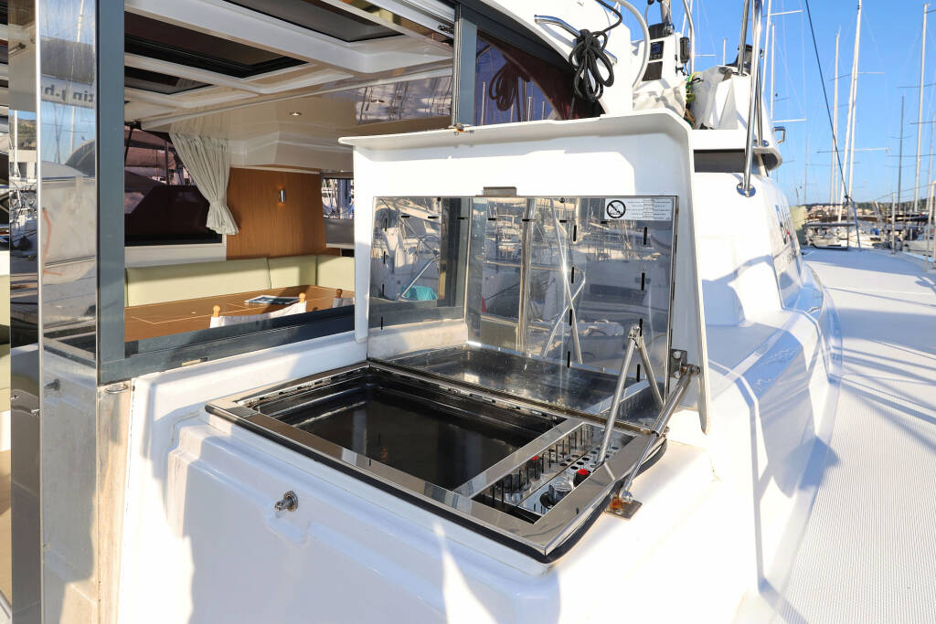 Catamaran Bali Catspace Agua De Luna
