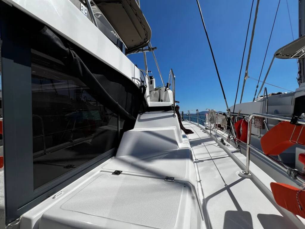 Katamaran Bali Catspace Kos 40