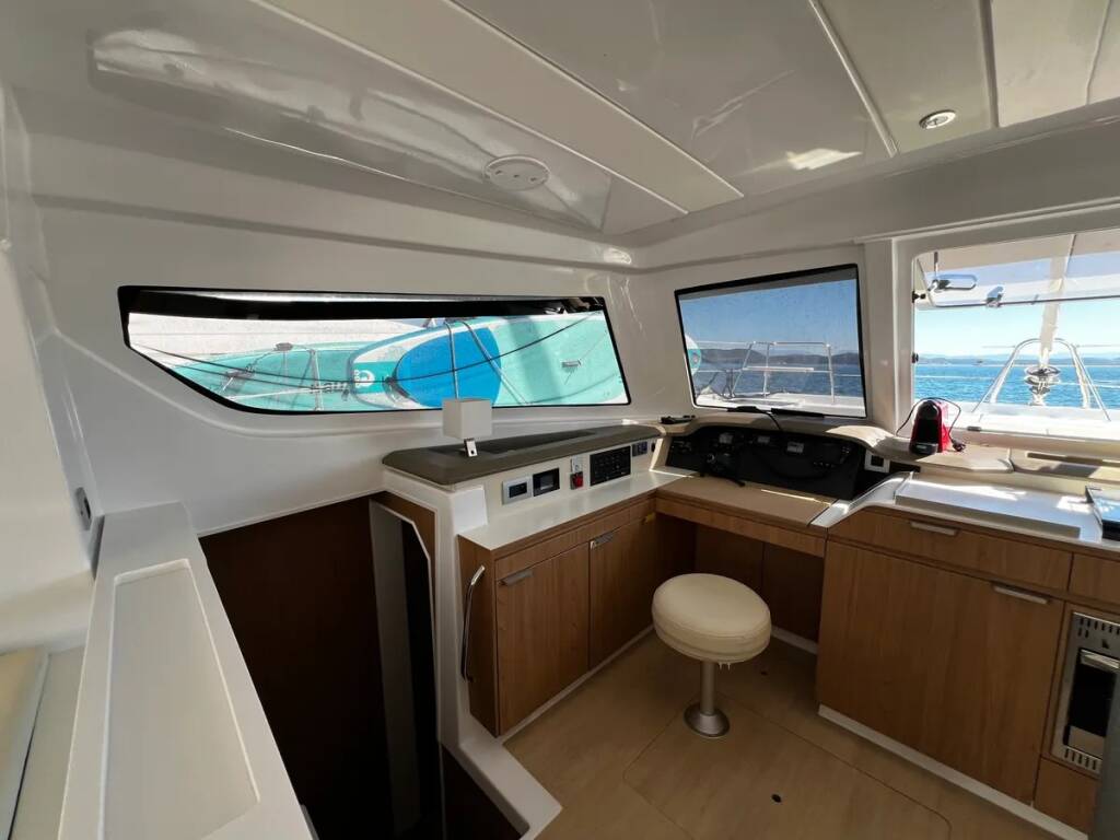 Katamaran Bali Catspace Kos 40