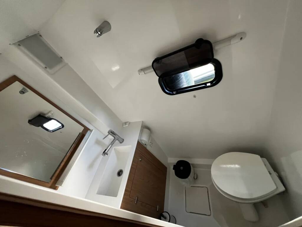 Katamaran Bali Catspace Kos 40