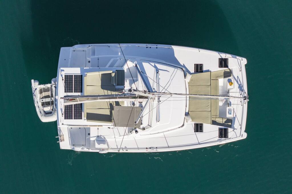 Katamaran Bali Catspace Rolling Stone