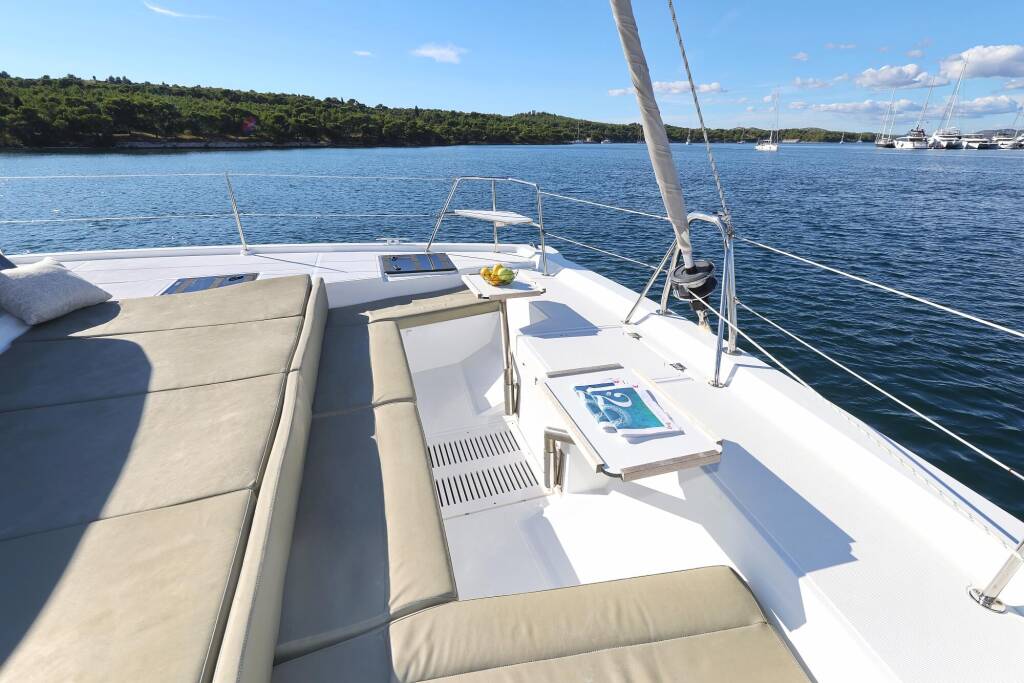 Katamaran Bali Catspace Rolling Stone