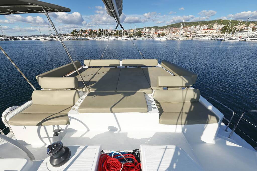 Katamaran Bali Catspace Rolling Stone