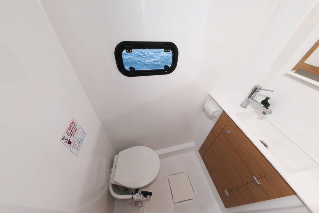 Katamaran Bali Catspace Rolling Stone