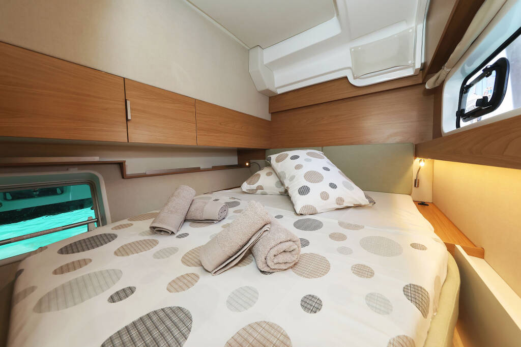 Katamaran Bali Catspace Esteri