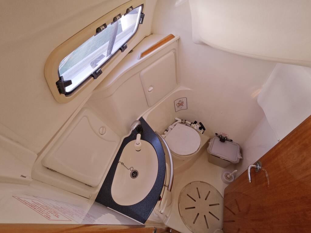 Sailing yacht Bavaria 30 Cruiser Mila