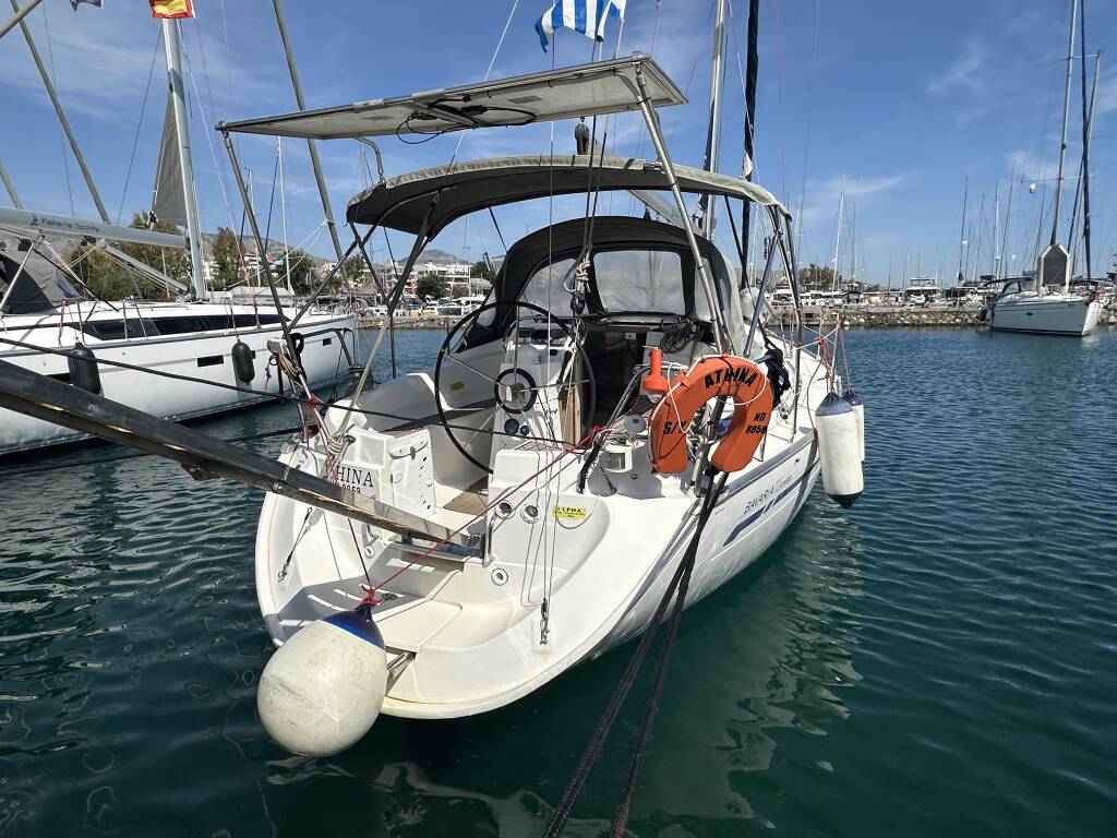 Sailing yacht Bavaria 32 Cruiser Athina