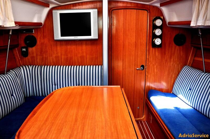 Sailing yacht Bavaria 33 Cruiser Small AS