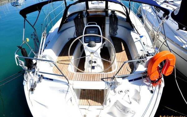 Bavaria 33 Cruiser Small AS Izola