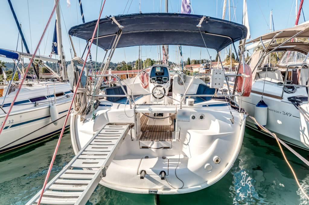 Sailing yacht Bavaria 33 Alkyone