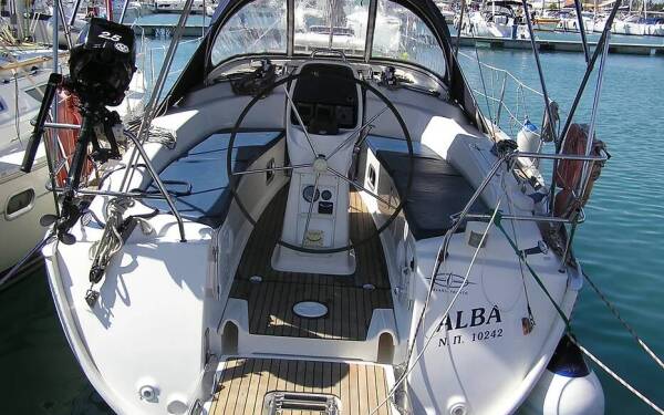 Bavaria 35 Cruiser Alba Lefkas main port