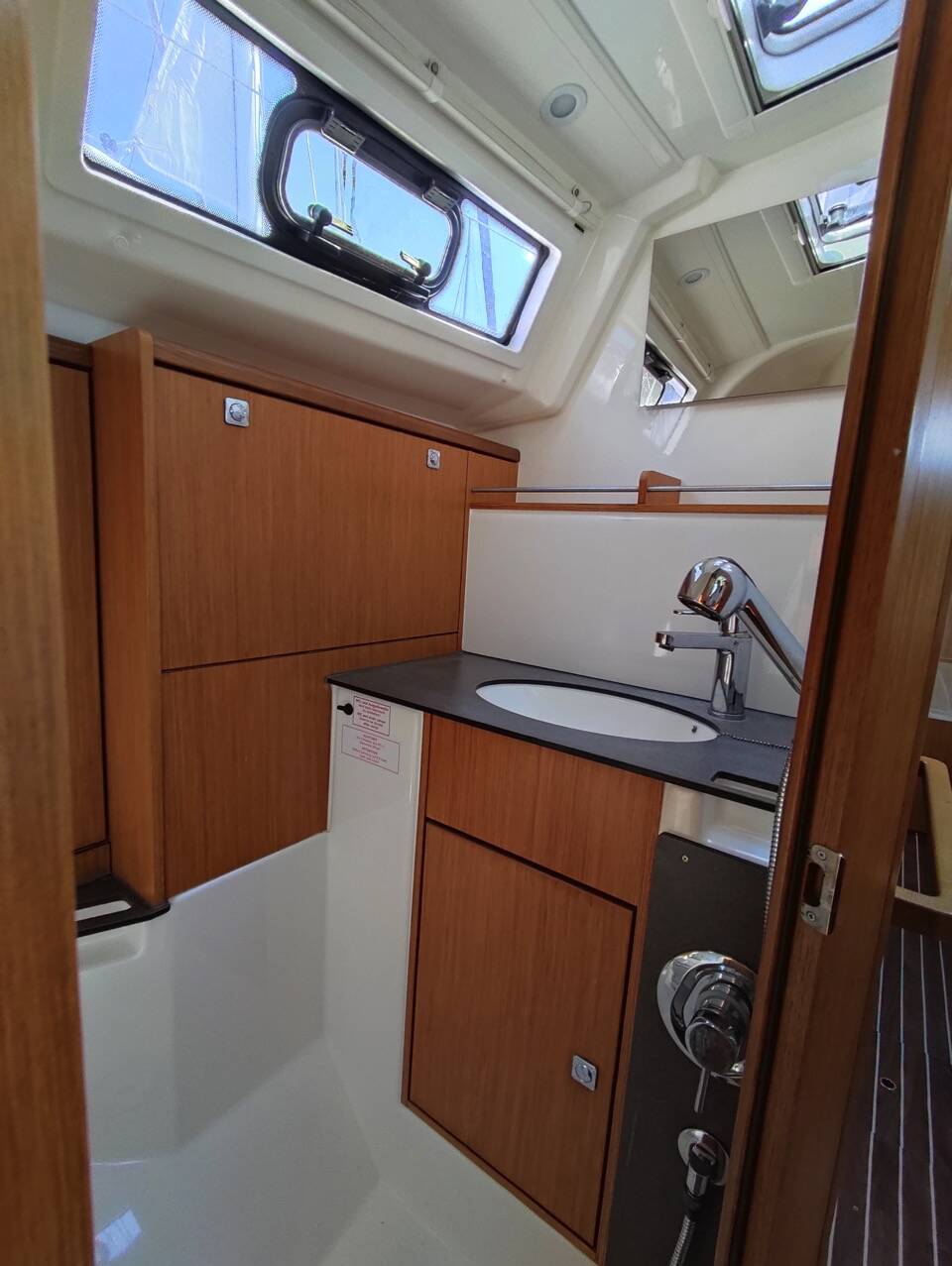 Sailing yacht Bavaria 37 Cruiser Andrelli