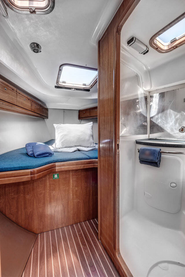 Sailing yacht Bavaria 37 Cruiser Hespera