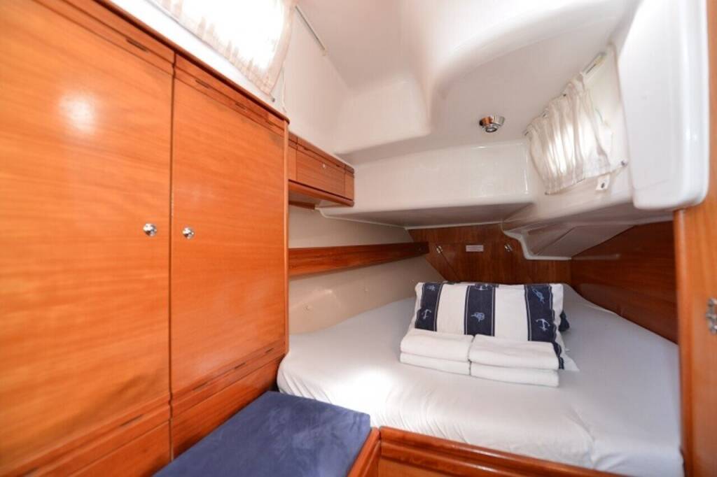 Sailing yacht Bavaria 38 Cruiser Enigma