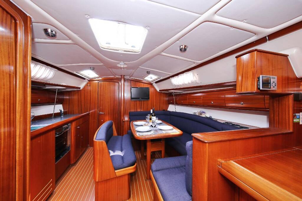 Segelyachten Bavaria 38 Carry on
