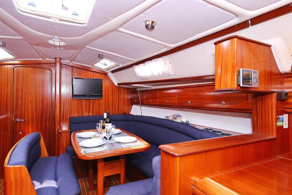 Segelyachten Bavaria 38 Carry on
