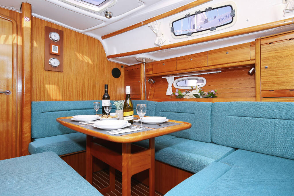 Segelyachten Bavaria 39 Cruiser 
