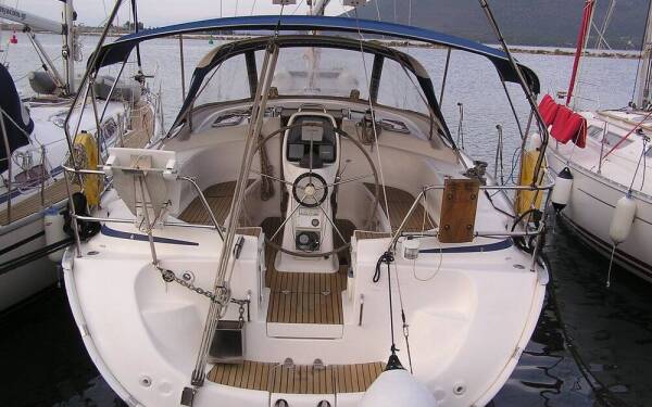 Bavaria 39 Cruiser Julia Lefkas main port